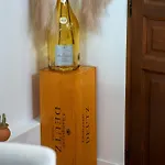 Le Charme Des Berceaux Apartment Epernay
