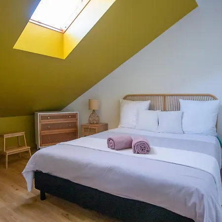 Le Charme Des Berceaux Apartment