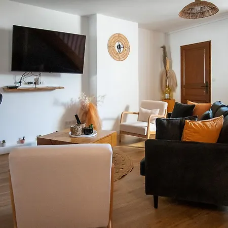 Le Charme Des Berceaux Apartment