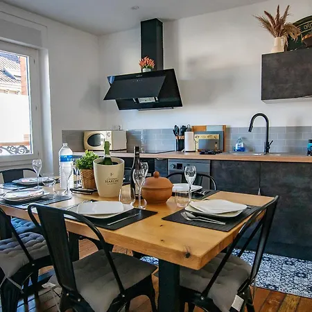 Le Charme Des Berceaux Apartment Epernay