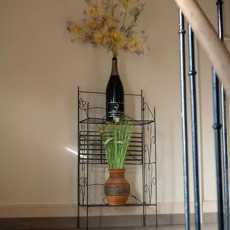 Le Charme Des Berceaux Apartment *