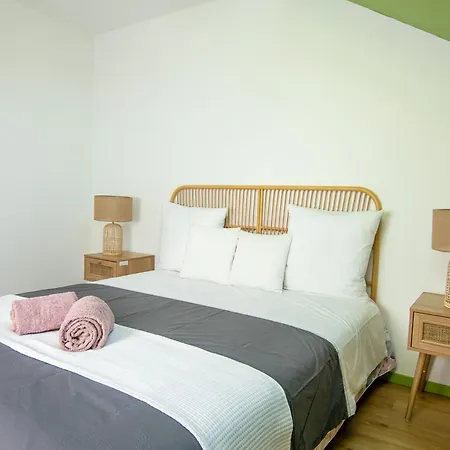 Apartment Le Charme Des Berceaux Epernay